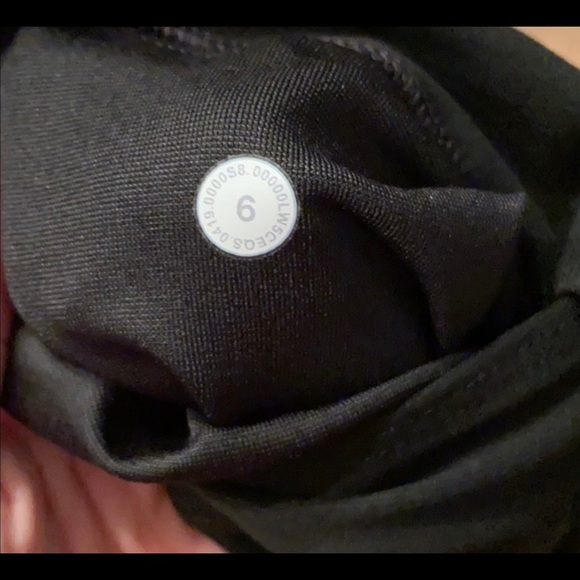 Lululemon pants - Picture 5 of 6